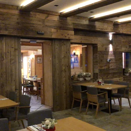 Olympie Hotel 3*