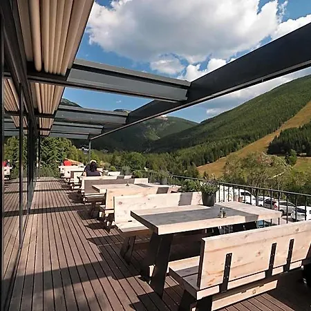 Olympie Hotel